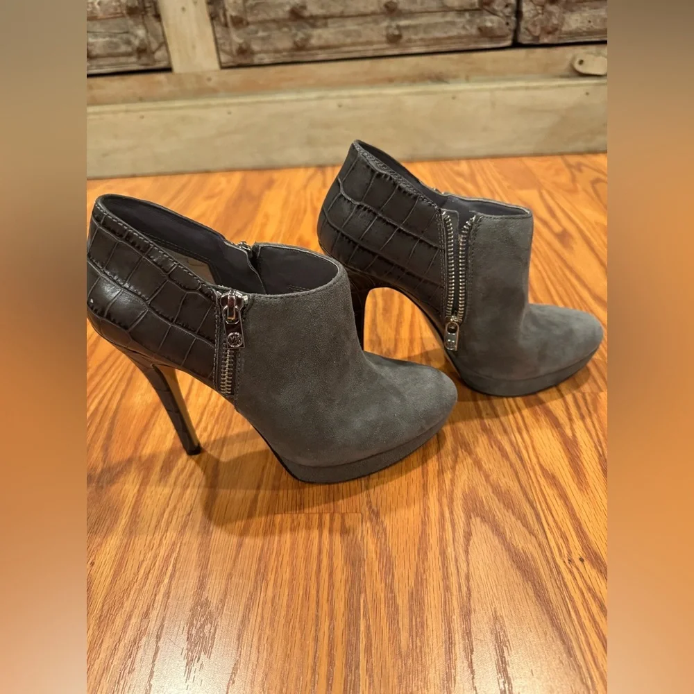 Michael Kors Slate Platform Bootie With MK logo Zipper Size 7M